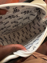 Load image into Gallery viewer, The Shield Purse (Preorder by 10/16)
